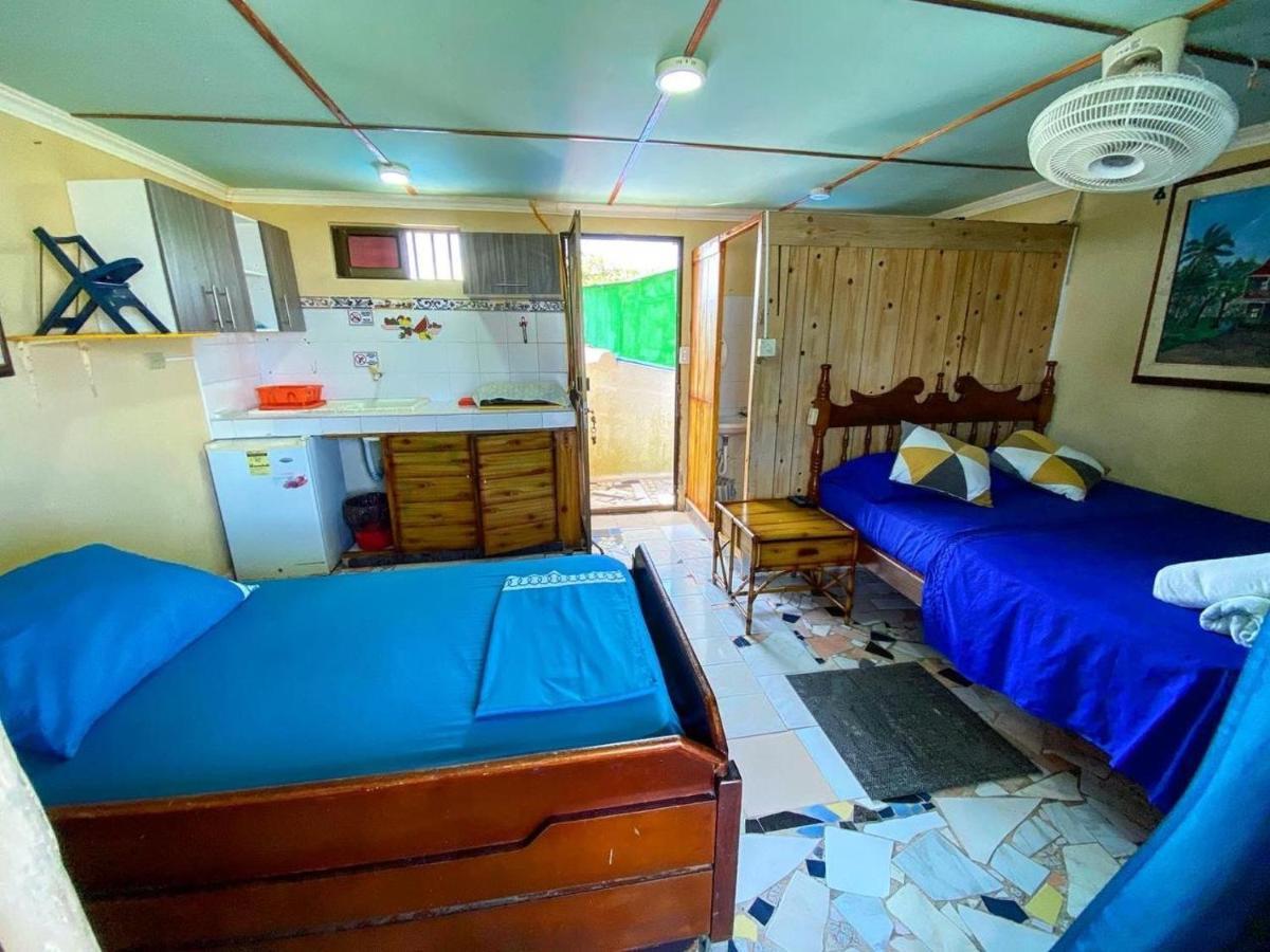 Yellow Moon Guesthouse & Apartments San Andrés Extérieur photo