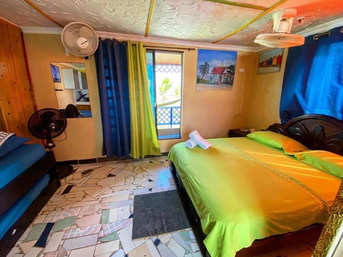 Yellow Moon Guesthouse & Apartments San Andrés Extérieur photo